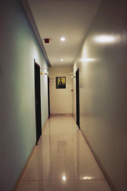 Oyo 710 Hotel Kshitij Pune Exterior foto